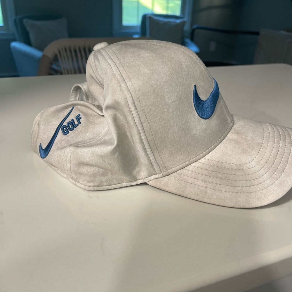 Nike Metallic Cap with Blue Accents